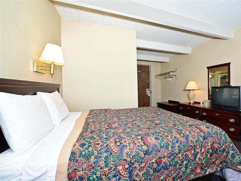 America'S Best Value Inn Phillipsburg Истон Экстерьер фото