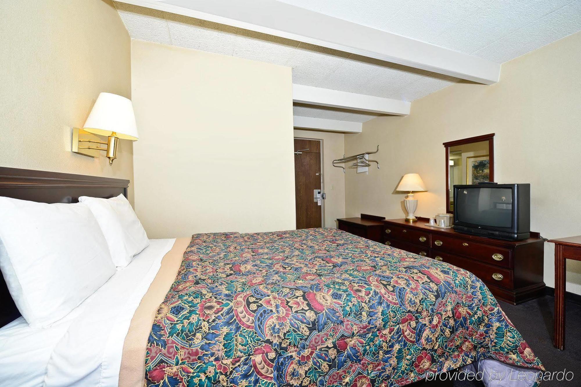 America'S Best Value Inn Phillipsburg Истон Номер фото