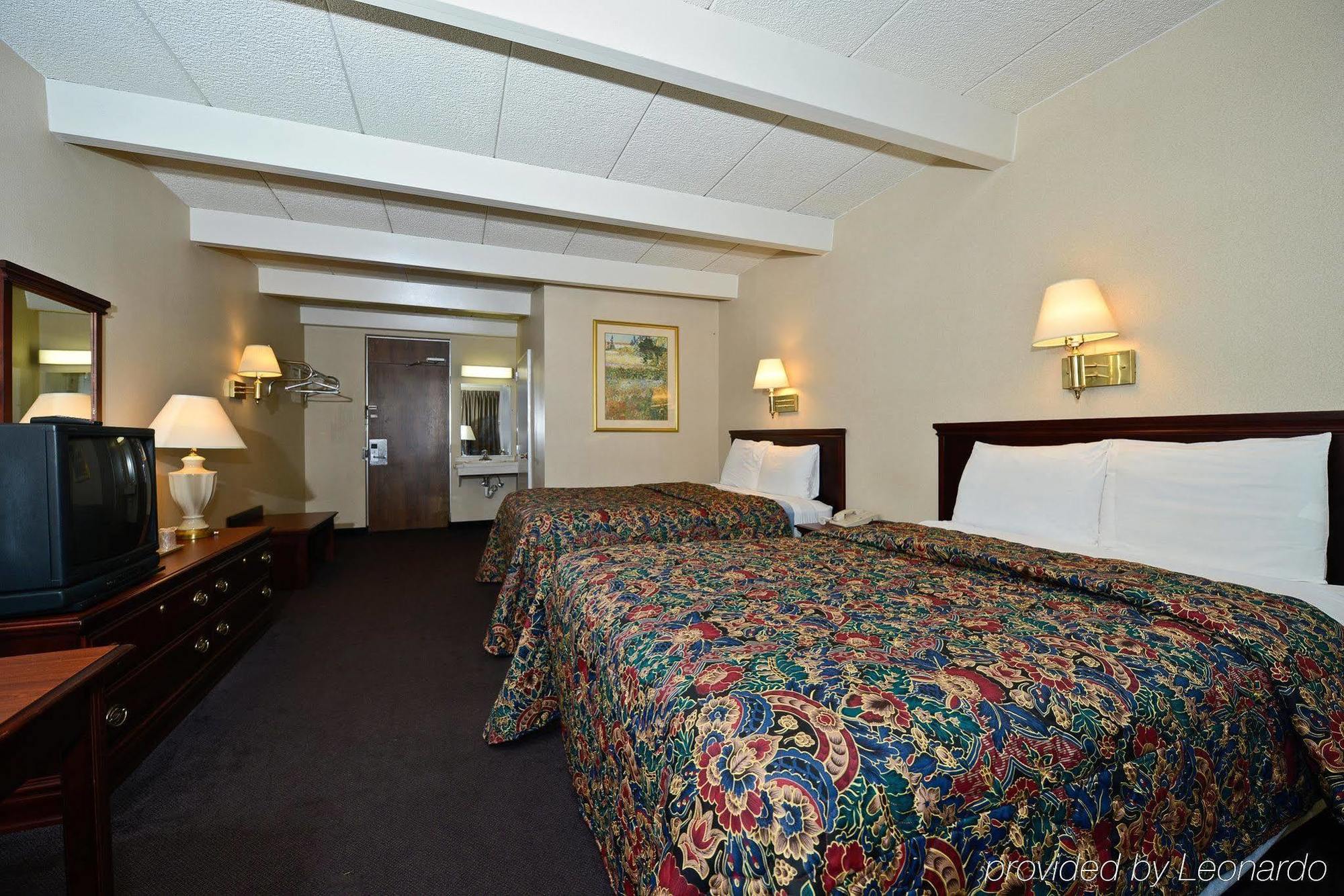 America'S Best Value Inn Phillipsburg Истон Номер фото